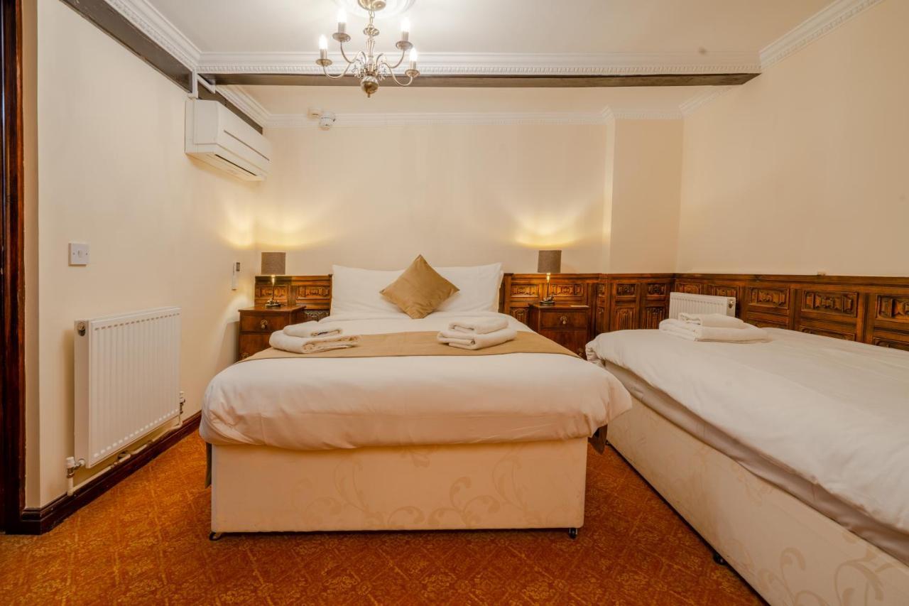 Crown Hotel Cotswold Блокли Экстерьер фото