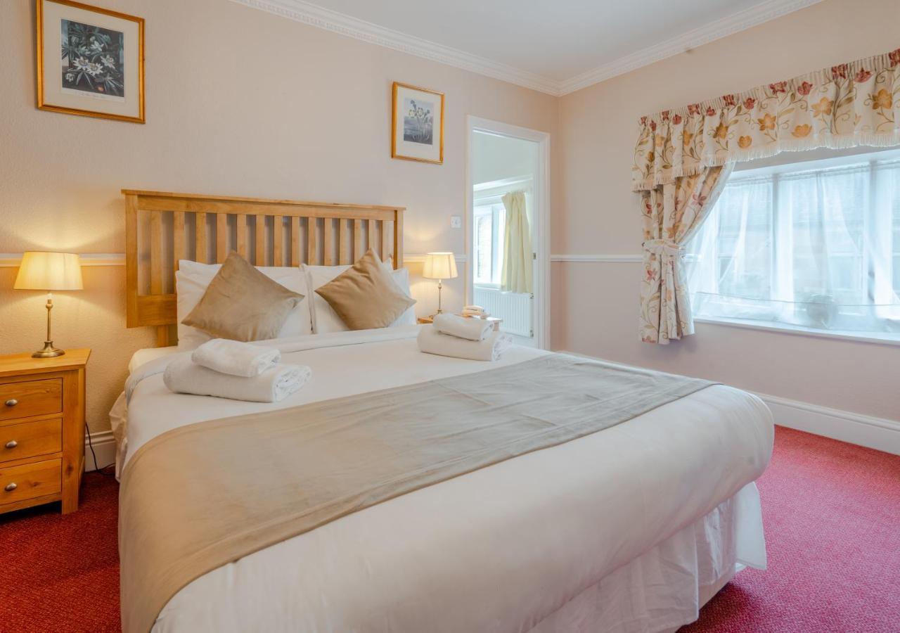 Crown Hotel Cotswold Блокли Экстерьер фото